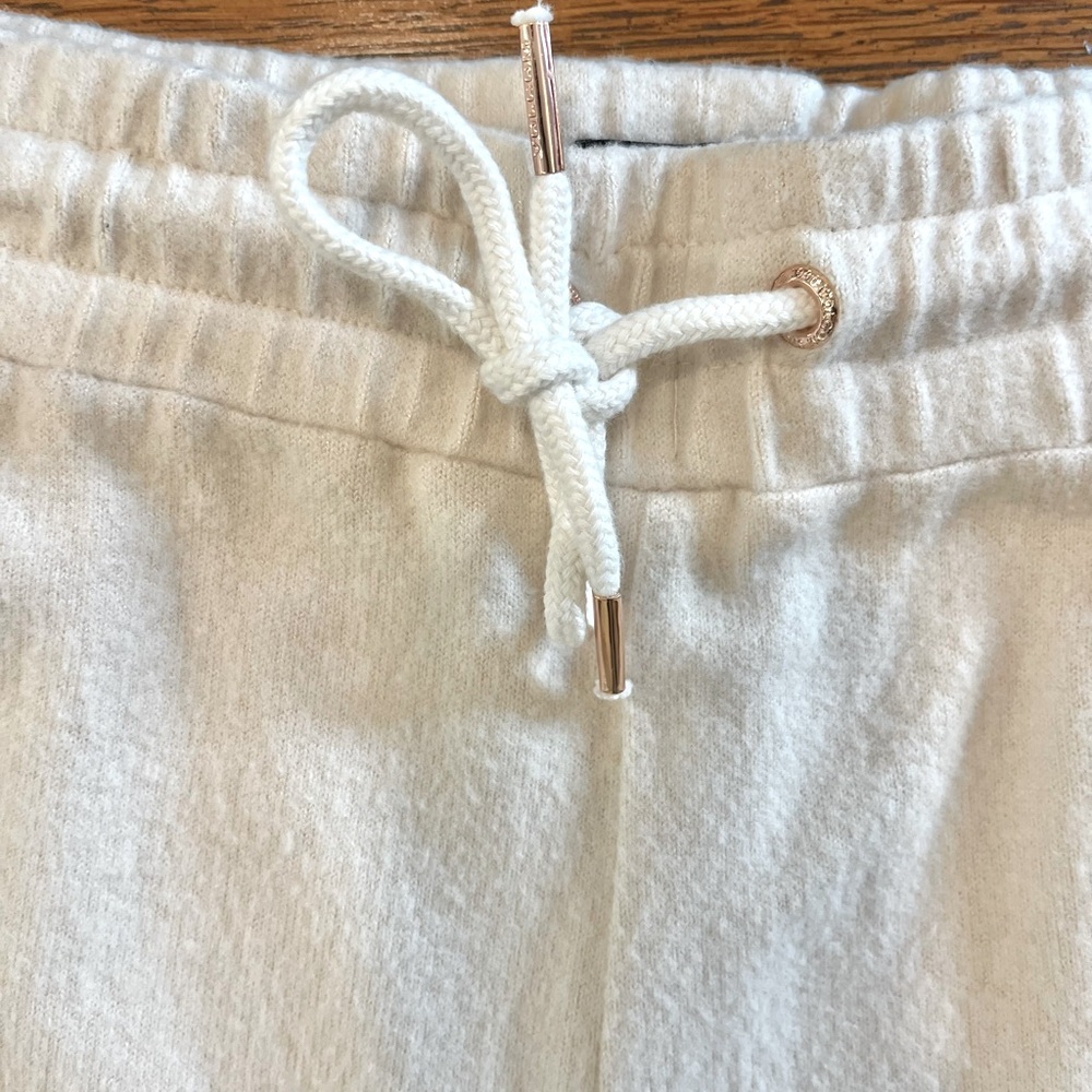 Volcom Lived In Lounge Fleece Shorts Cotton Blend NWT Cream Loungewear Size XL - Picture 3 of 10